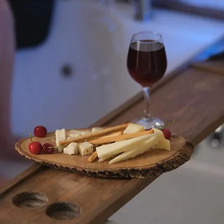 Tekhan Alacati 호텔 *