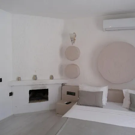 Tekhan Alacati 호텔 *